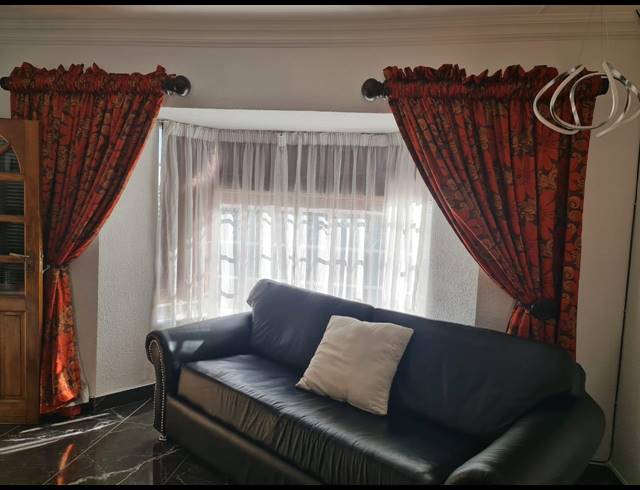 3 BEDROOM HOUSE FOR SALE IN BOSCHDAL